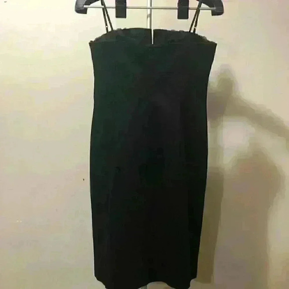 Laundry by  Shelli Segal - Picture 3 of 7